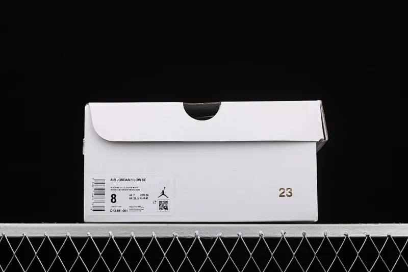 All categories Air Jordan Jordan series basketball shoes Air Jordan 1 Low X version Air Jordan 1 Low AJ1 Joe 1 low top black silver cultural and leisure sports shoes DA5551-001